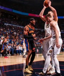NBA球员伤愈复出，为球队带来战局的转变的简单介绍