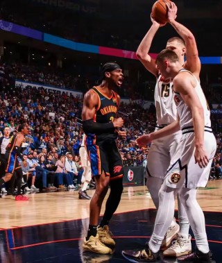 NBA球员伤愈复出，为球队带来战局的转变的简单介绍